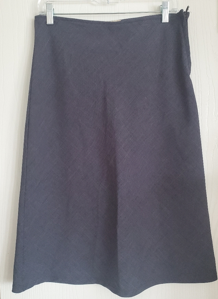 V Generation A Line Skirt size Large in gray